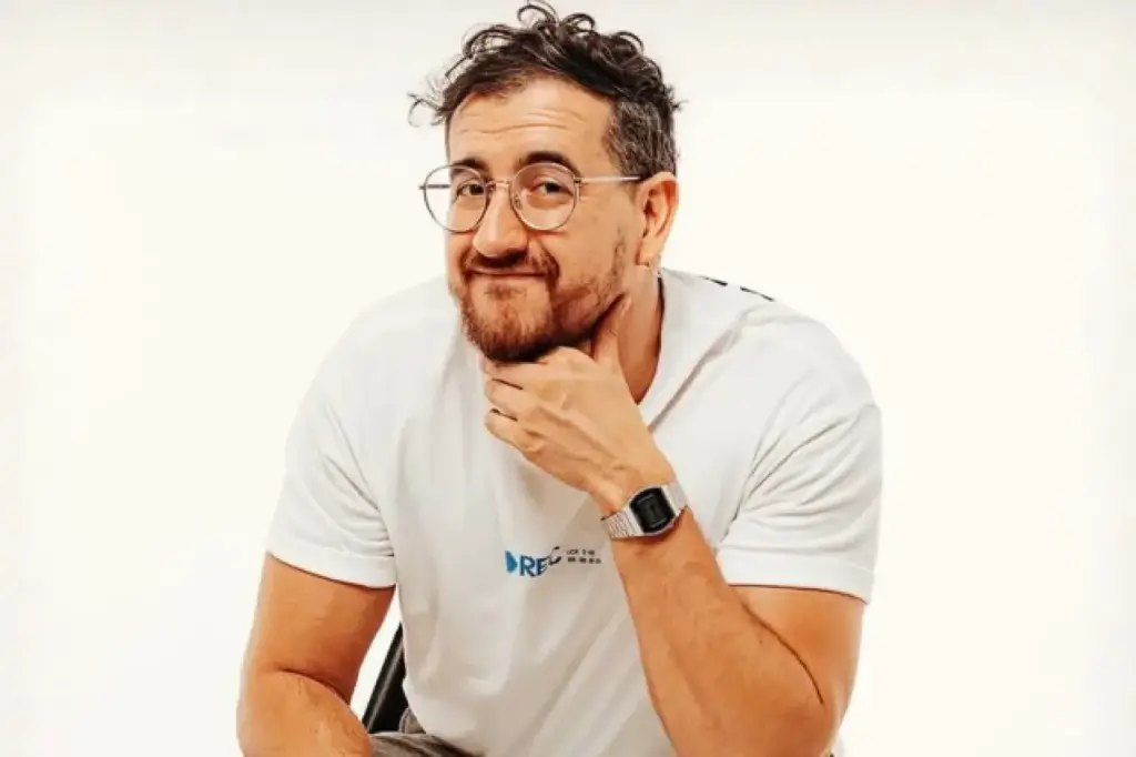 afonso-padilha-apresenta-novo-stand-up-em-osasco-com-humor-sobre-os-desafios-da-vida-adulta